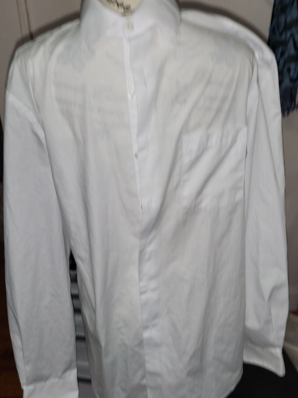 Van Heusen Men's Dress Shirt Regular Fit Ultra Wrinkle Free Flex L